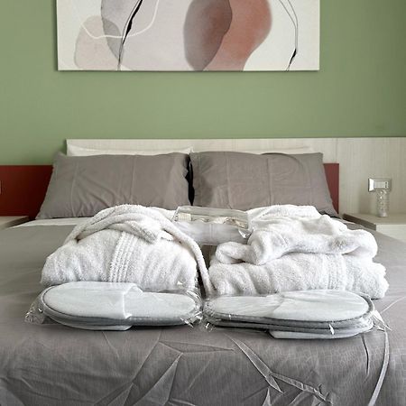 Al Civico3 Home & Suites Salerno Bagian luar foto